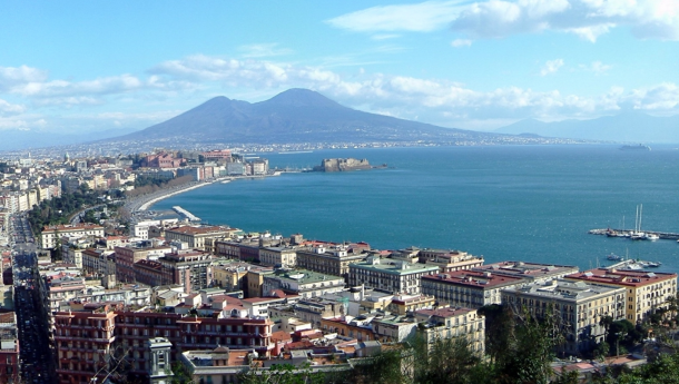 Immagine: Napoli, cala la raccolta differenziata nei primi due mesi del 2015