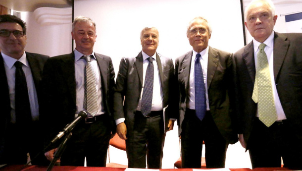 Immagine: Galletti: “Con accordo bioplatiche tutto quello che investiamo in educazione ambientale è soluzione al problema rifiuti”