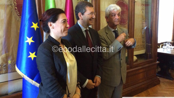 Immagine: Rifiuti, Estella Marino: lavori per il primo ecodistretto da autunno 2015 e discarica di servizio