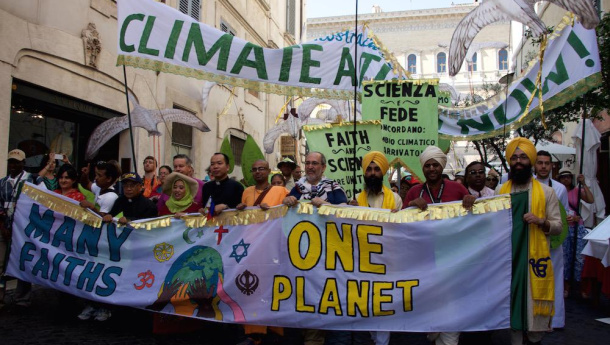 Immagine: Roma in marcia per il clima per ringraziare Papa Francesco per l’Enciclica