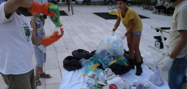 #PugliaDifferente: Aradeo, con il Trash Mob la raccolta differenziata vola al 78% | Video