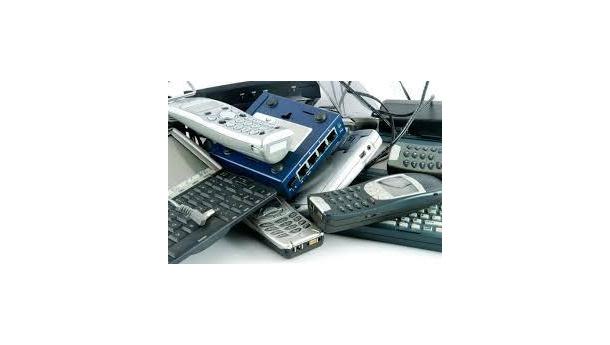 Immagine: Il Rapporto Sociale 2014 di Ecolight. Cresce la raccolta dei piccoli RAEE