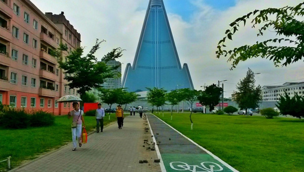 Immagine: Corea del Nord, a Pyongyang arrivano le piste ciclabili