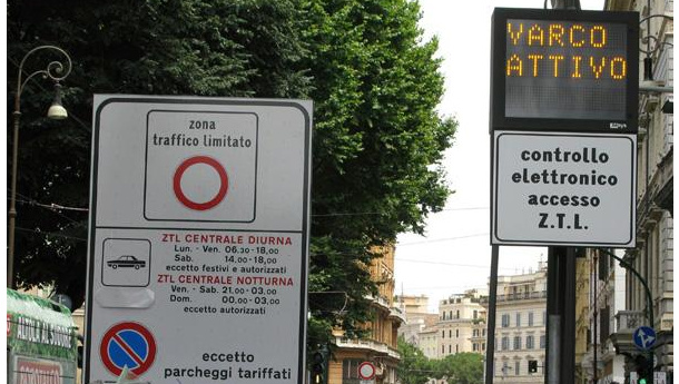 Immagine: Roma, dal 2 settembre attivi varchi notturni ZTL