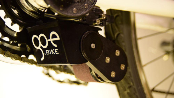 Immagine: Go-e ONweheel, l'innovativo dispositivo che converte qualsiasi bici in una bicicletta elettrica