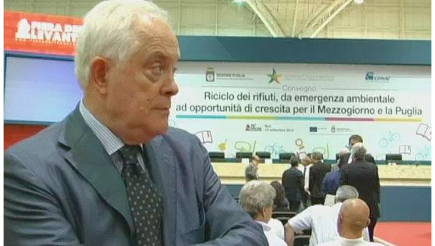 Immagine: Fiera del Levante 2015. Intervento (video) di Roberto De Santis (Conai)