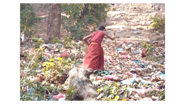 Immagine: Un doc sul Nepal invaso dai rifiuti. L’opera di due torinesi prodotta dal festival