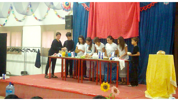 Immagine: Lost in food – Persi nel cibo, la prima dello spettacolo di teatro/cucina dal titolo