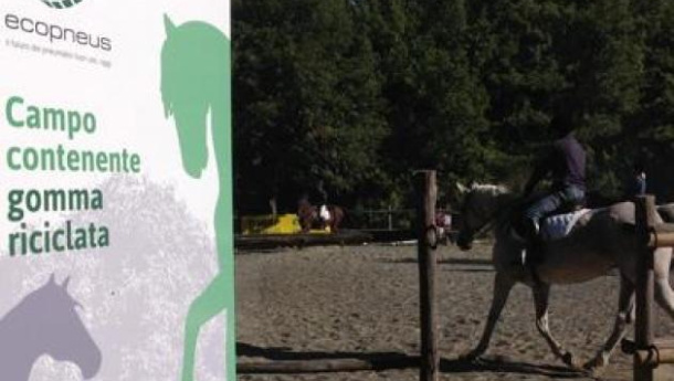 Immagine: Tashunka, il primo centro ippico d’Italia con pavimentazione realizzata in gomma da riciclo dei PFU