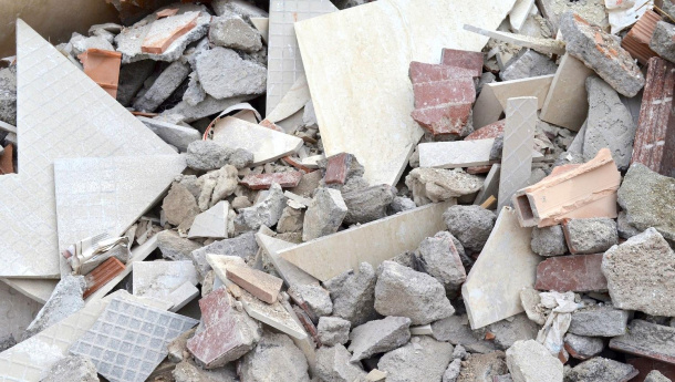 Immagine: Torino, rifiuti edili nei cassonetti: tra sversamenti illeciti e comportamenti virtuosi