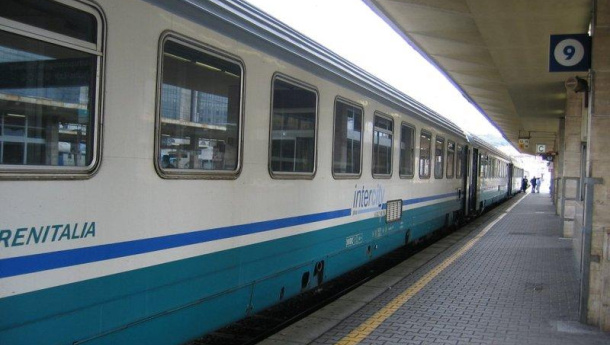 Immagine: Dal primo gennaio Cotral e Trenitalia fuori da Metrebus. I pendolari faranno fino a 3 biglietti