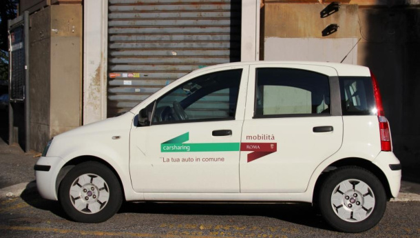 Immagine: Car sharing, entro il 2015 nuovi parcheggi in tutta Roma