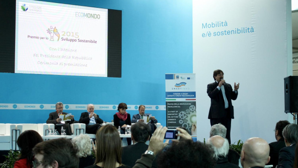 Immagine: Ecomondo: BlaBlaCar, BeonD e Mercatino vincono il Premio Sviluppo Sostenibile 2015