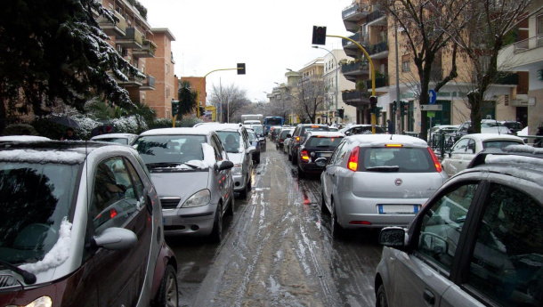 Immagine: Roma, blocco del traffico ma nessuno sapeva niente. Giovedì 12 nuovo blocco veicoli inquinanti