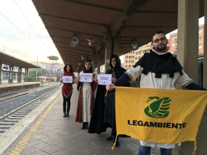 Pendolaria Legambiente: Roma-Lido vince trofeo Caronte, treni e linea rimasti al Medioevo