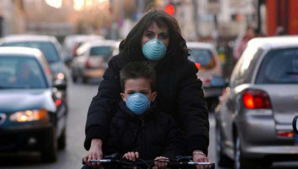 Immagine: Misure strutturali per le città contro lo smog.  Le proposte d Legambiente a fine 2015