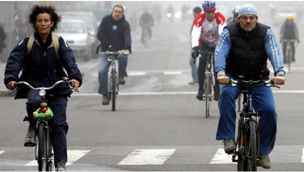 Immagine: Milano, città viva che risponde al fermo anti-smog