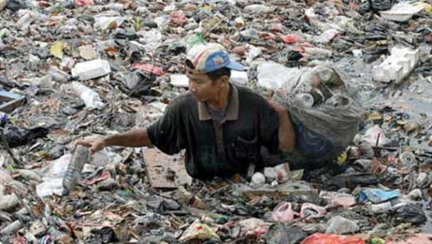 Immagine: Indonesia, comincia la battaglia contro i sacchetti di plastica