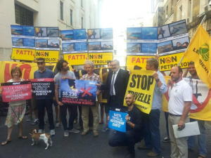 Referendum anti-trivelle, Mattarella firma: niente Election Day. Greenpeace: 