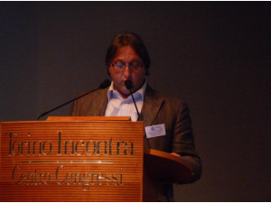 Più futta e verdura da orti e mercati, le abitudini alimentari tra i fattori che influenzano l'ascesa dell'organico nel 2015