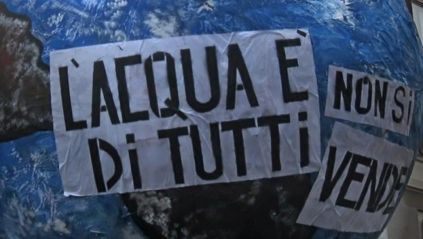 Immagine: Acqua pubblica: la legge c'è già, no agli emendamenti truffa!