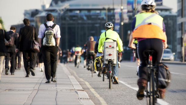 Immagine: Muoversi senz’auto aiuta ad avere una vita più sana. Un nuovo studio inglese