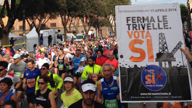 Immagine: Roma, domenica a piedi 10 aprile tra maratona e manifestazioni per fermare le trivelle