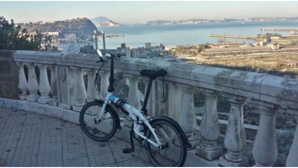 Immagine: Napoli, arriva Bike Parking: per parcheggiare le bici in città