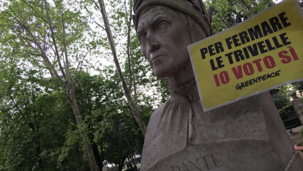 Immagine: Referendum: da Dante a Foscolo, i busti del Pincio di Roma votano sì