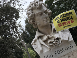 Referendum: da Dante a Foscolo, i busti del Pincio di Roma votano sì