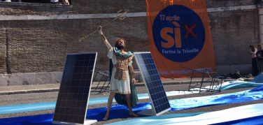 Trivelle, a Roma il flash mob del comitato Vota Sì | VIDEO