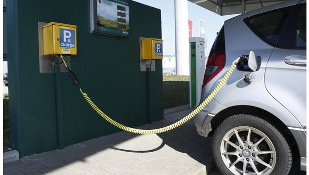 Immagine: Norvegia. Il 60% delle auto vendute sono elettriche mentre in Italia sono diesel