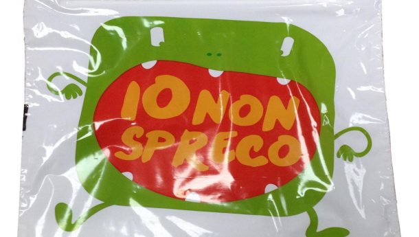 Immagine: Sacchetto Salvamerenda a scuola, ancora troppe classi senza. Ecco come richiederlo