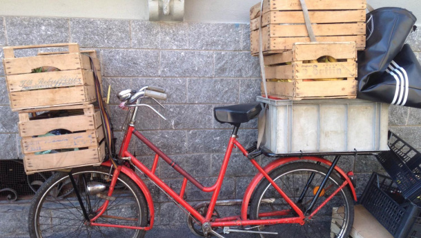 Immagine: RECUP nei mercati di Milano. Il signor Mauro e la sua super bicicletta