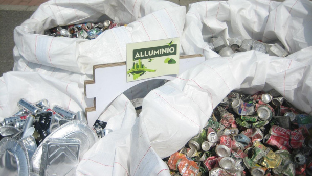 Immagine: Riciclo imballaggi alluminio in Italia: il 2015 si chiude con il 70%