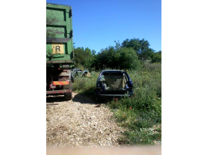 Cassano delle Murge (Bari) recupera le auto abbandonate tra i sentieri del parco