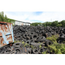 Immagine: 5 mila tonnellate di pneumatici abbandonati: parte prelevio dal deposito Gianturco a Napoli