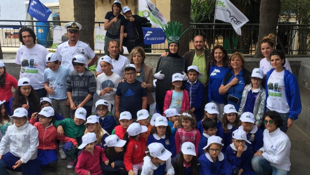 Immagine: “PFU Zero nelle Isole Minori”: oltre 100 Pneumatici Fuori Uso raccolti a Ustica