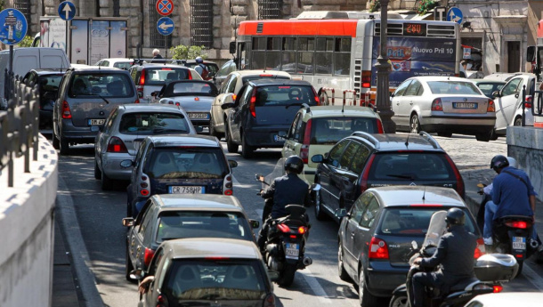 Immagine: Auto: maggio positivo per usato e radiazioni