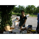 Immagine: La Terza A di via Oglio a Milano festeggia la fine dell'anno con stoviglie biocompostabili