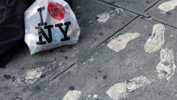 Immagine: New York, lo Stato blocca la tassa sui sacchetti monouso