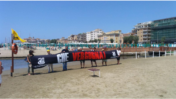 Immagine: Blitz di Goletta Verde a Nettuno: livelli di inquinamento elevati alla foce del canale Loricina | VIDEO