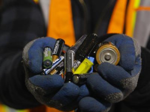 Presentato il rapporto del CDCNPA sulla raccolta di pile e accumulatori