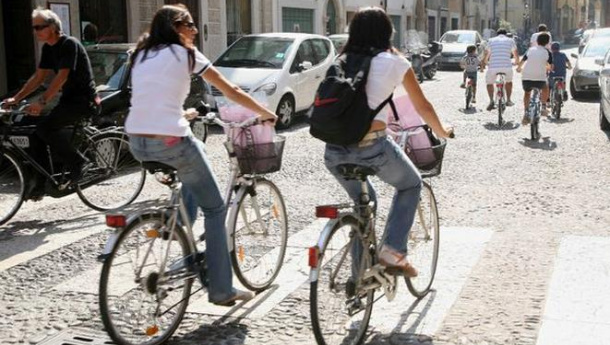 Immagine: Collegato ambientale, firmato decreto per assegnare 35 milioni di euro alla mobilità sostenibile