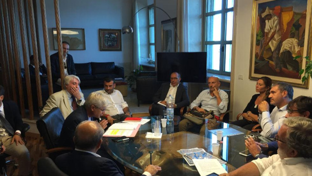 Immagine: Puglia, legge governance rifiuti. Anche Anci Puglia critica i poteri dell'Agenzia regionale