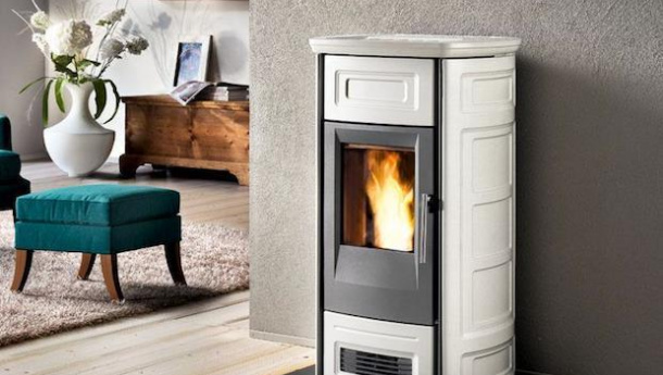 Immagine: Riscaldarsi con la stufa: qual è la più ecologica?