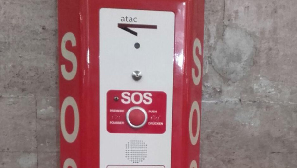 Immagine: Atac: 110 colonnine SOS installate in metro A e B