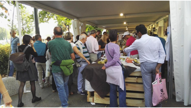 Immagine: Terra Madre: espositore virtuoso racconta l'entusiasmo per il Salone del Gusto all'aperto