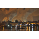 Immagine: A Taranto è allarme anche pesticidi, + 30% malattie sangue. E Peacelink scopre un lago di catrame a ridosso dell'Ilva