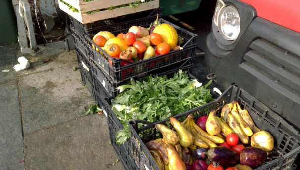 Immagine: Porta Palazzo, il recupero di cibo parte alla grande!